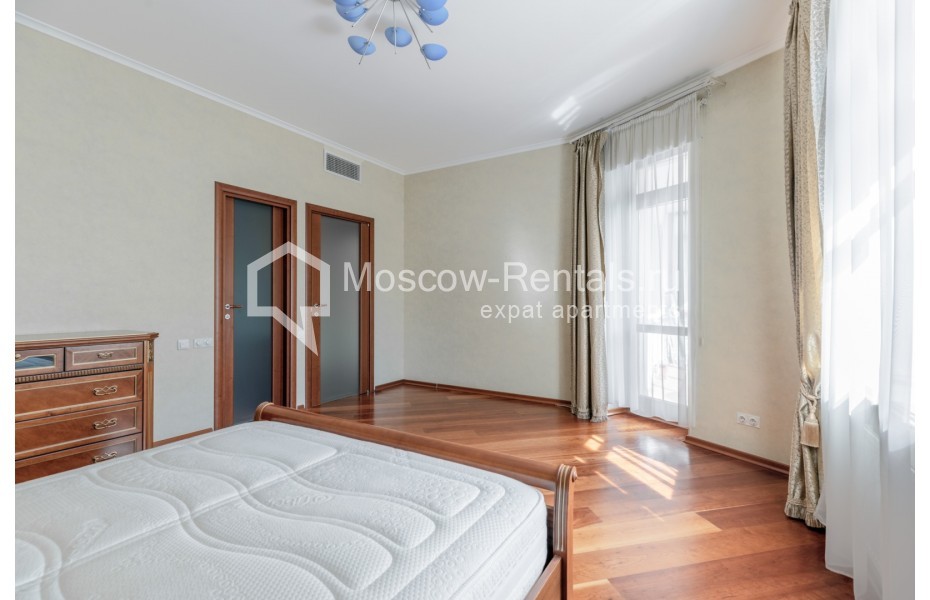Photo #10 4-room (3 BR) apartment for <a href="http://moscow-rentals.ru/en/articles/long-term-rent" target="_blank">a long-term</a> rent
 in Russia, Moscow, M. Kakovinskyi lane, 8