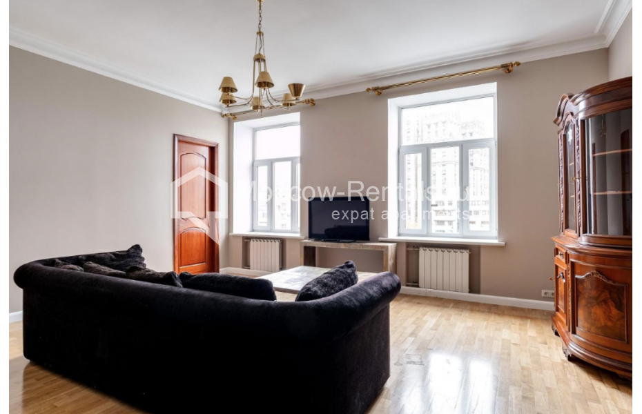 Photo #1 4-room (3 BR) apartment for <a href="http://moscow-rentals.ru/en/articles/long-term-rent" target="_blank">a long-term</a> rent
 in Russia, Moscow, Arbat str, 51С1