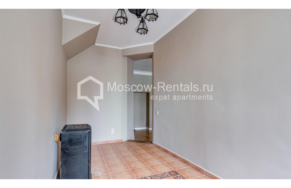 Photo #18 4-room (3 BR) apartment for <a href="http://moscow-rentals.ru/en/articles/long-term-rent" target="_blank">a long-term</a> rent
 in Russia, Moscow, Arbat str, 51С1
