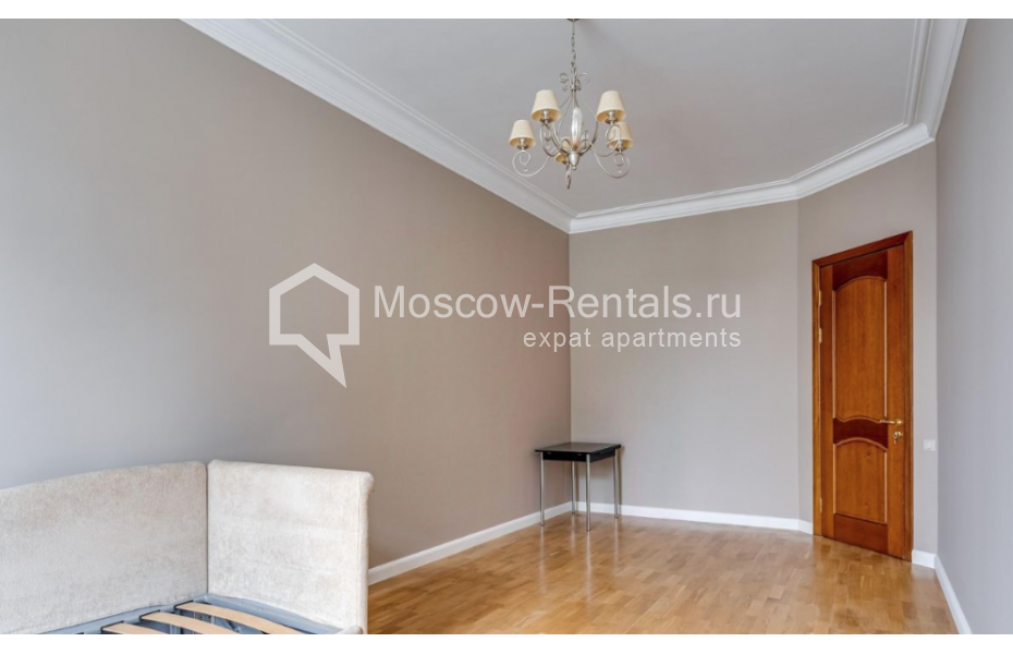 Photo #14 4-room (3 BR) apartment for <a href="http://moscow-rentals.ru/en/articles/long-term-rent" target="_blank">a long-term</a> rent
 in Russia, Moscow, Arbat str, 51С1