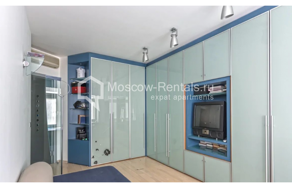 Photo #7 3-room (2 BR) apartment for <a href="http://moscow-rentals.ru/en/articles/long-term-rent" target="_blank">a long-term</a> rent
 in Russia, Moscow, Ostozhenka str, 25
