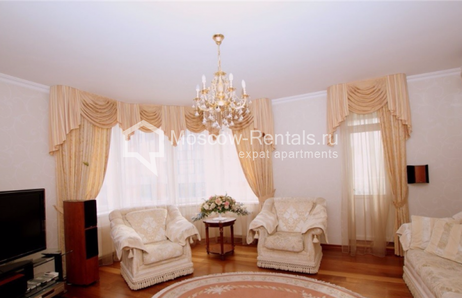 Photo #1 2-room (1 BR) apartment for <a href="http://moscow-rentals.ru/en/articles/long-term-rent" target="_blank">a long-term</a> rent
 in Russia, Moscow, Udaltsova str, 27