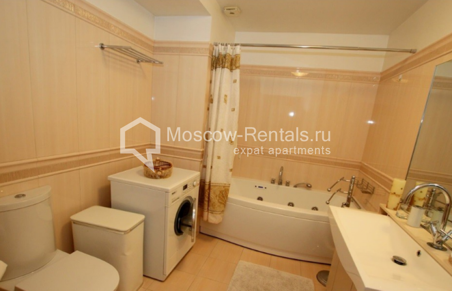 Photo #11 2-room (1 BR) apartment for <a href="http://moscow-rentals.ru/en/articles/long-term-rent" target="_blank">a long-term</a> rent
 in Russia, Moscow, Udaltsova str, 27