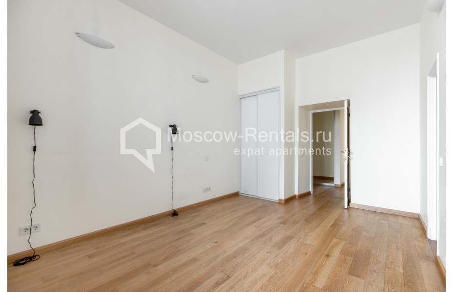 Photo #15 5-room (4 BR) apartment for <a href="http://moscow-rentals.ru/en/articles/long-term-rent" target="_blank">a long-term</a> rent
 in Russia, Moscow, 1st Obydenskyi lane, 9/12