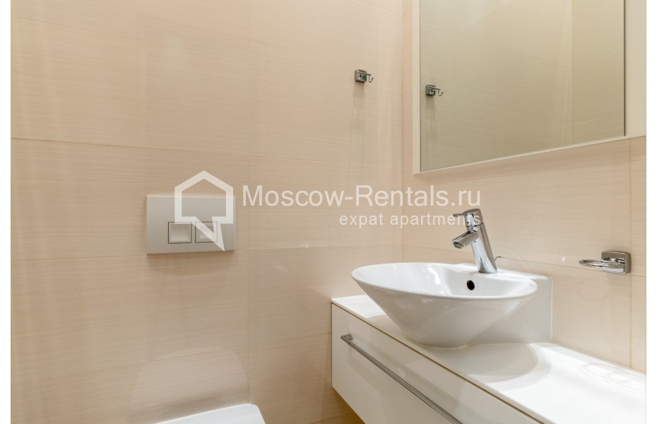 Photo #21 5-room (4 BR) apartment for <a href="http://moscow-rentals.ru/en/articles/long-term-rent" target="_blank">a long-term</a> rent
 in Russia, Moscow, 1st Obydenskyi lane, 9/12