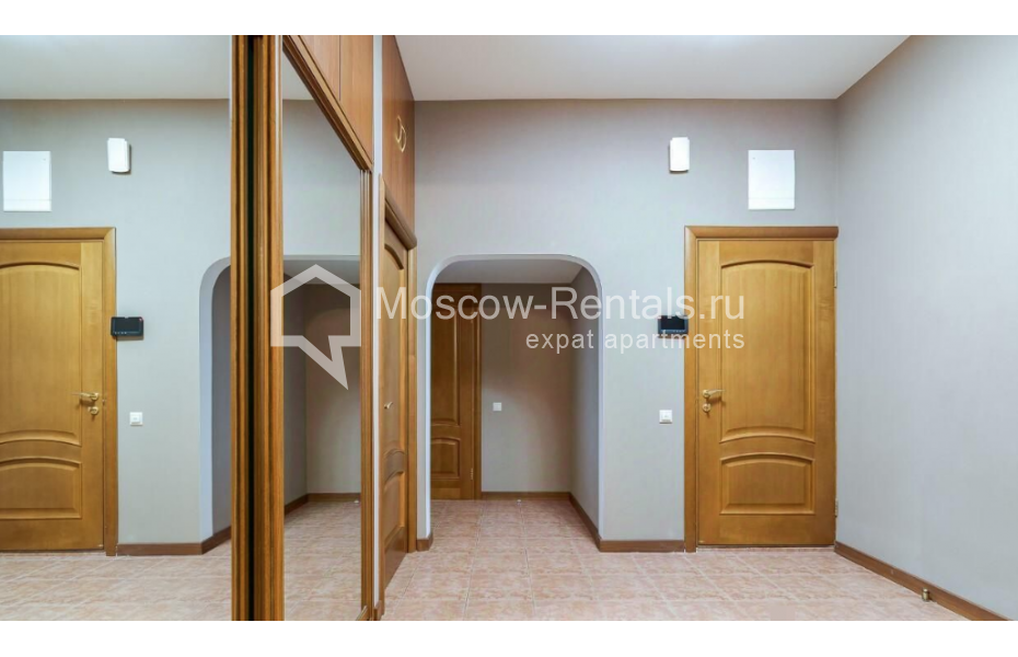 Photo #15 3-room (2 BR) apartment for <a href="http://moscow-rentals.ru/en/articles/long-term-rent" target="_blank">a long-term</a> rent
 in Russia, Moscow, B. Bronnaya str, 19