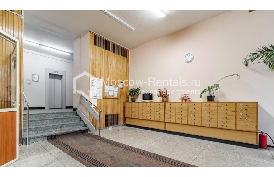 Photo #22 3-room (2 BR) apartment for <a href="http://moscow-rentals.ru/en/articles/long-term-rent" target="_blank">a long-term</a> rent
 in Russia, Moscow, B. Bronnaya str, 19