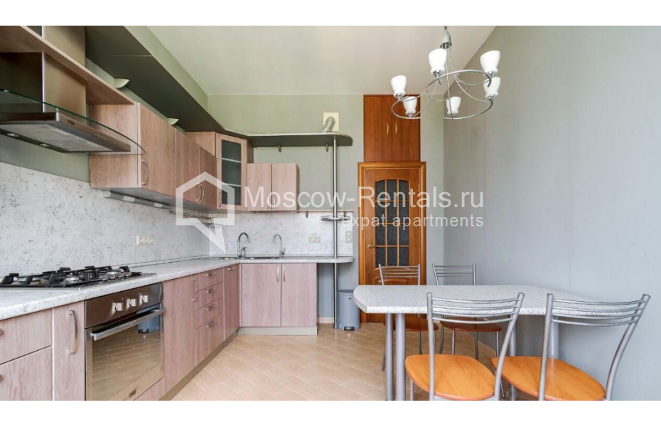 Photo #5 3-room (2 BR) apartment for <a href="http://moscow-rentals.ru/en/articles/long-term-rent" target="_blank">a long-term</a> rent
 in Russia, Moscow, B. Bronnaya str, 19