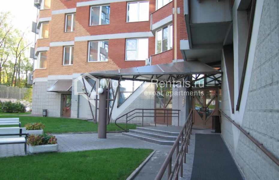 Photo #11 3-room (2 BR) apartment for <a href="http://moscow-rentals.ru/en/articles/long-term-rent" target="_blank">a long-term</a> rent
 in Russia, Moscow, Udaltsova str, 27