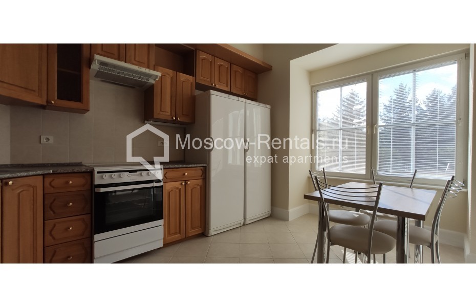 Photo #6 4-room (3 BR) apartment for <a href="http://moscow-rentals.ru/en/articles/long-term-rent" target="_blank">a long-term</a> rent
 in Russia, Moscow, Moscow area, Krasnogorsk region, Angelovo village