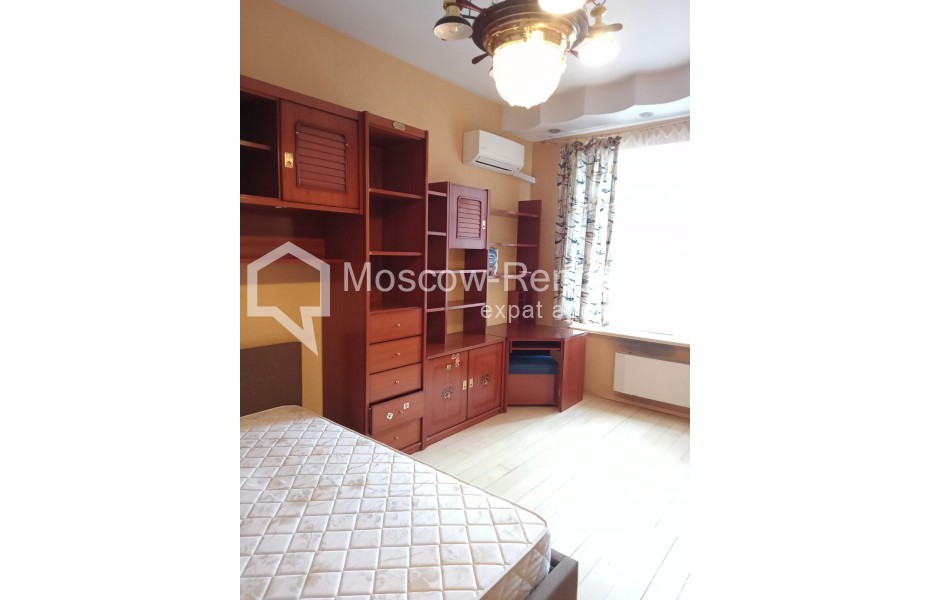 Photo #4 4-room (3 BR) apartment for <a href="http://moscow-rentals.ru/en/articles/long-term-rent" target="_blank">a long-term</a> rent
 in Russia, Moscow, Krylatskye Kholmy, 15К2