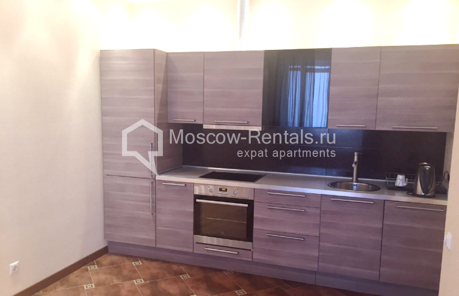 Photo #3 3-room (2 BR) apartment for <a href="http://moscow-rentals.ru/en/articles/long-term-rent" target="_blank">a long-term</a> rent
 in Russia, Moscow, Udaltsova str, 73
