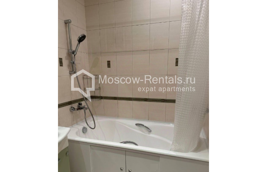 Photo #13 3-room (2 BR) apartment for <a href="http://moscow-rentals.ru/en/articles/long-term-rent" target="_blank">a long-term</a> rent
 in Russia, Moscow, Alyabieva str, 6
