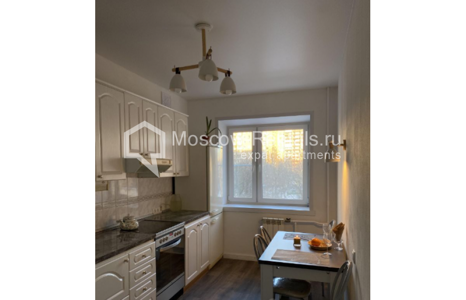 Photo #1 3-room (2 BR) apartment for <a href="http://moscow-rentals.ru/en/articles/long-term-rent" target="_blank">a long-term</a> rent
 in Russia, Moscow, Ivana Franko str, 8К2
