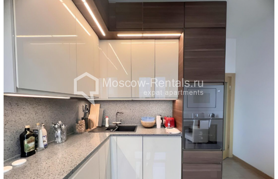 Photo #2 2-room (1 BR) apartment for <a href="http://moscow-rentals.ru/en/articles/long-term-rent" target="_blank">a long-term</a> rent
 in Russia, Moscow, Lazorevyi proezd, 5к4