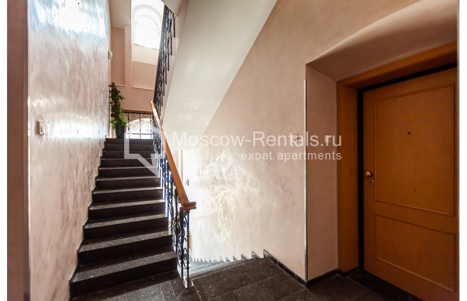Photo #31 4-room (3 BR) apartment for <a href="http://moscow-rentals.ru/en/articles/long-term-rent" target="_blank">a long-term</a> rent
 in Russia, Moscow, Poslednyi lane, 19