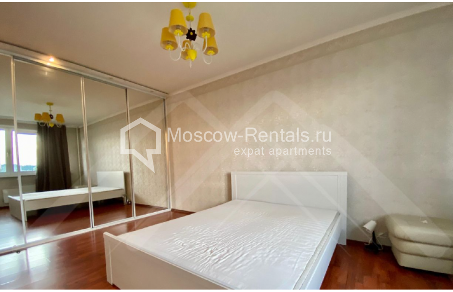 Photo #8 4-room (3 BR) apartment for <a href="http://moscow-rentals.ru/en/articles/long-term-rent" target="_blank">a long-term</a> rent
 in Russia, Moscow, Osennyaya str, 18