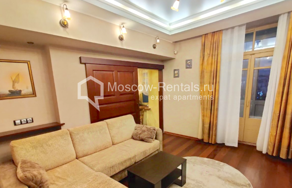 Photo #1 3-room (2 BR) apartment for <a href="http://moscow-rentals.ru/en/articles/long-term-rent" target="_blank">a long-term</a> rent
 in Russia, Moscow, Denezhnyi lane, 8-10