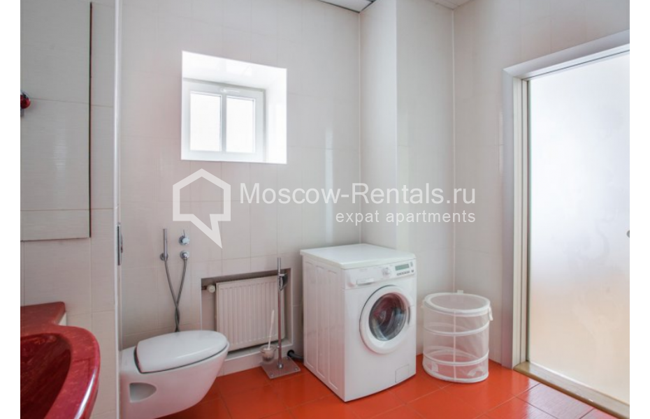 Photo #25 3-room (2 BR) apartment for <a href="http://moscow-rentals.ru/en/articles/long-term-rent" target="_blank">a long-term</a> rent
 in Russia, Moscow, Sivtesv Vrazhek lane, 14