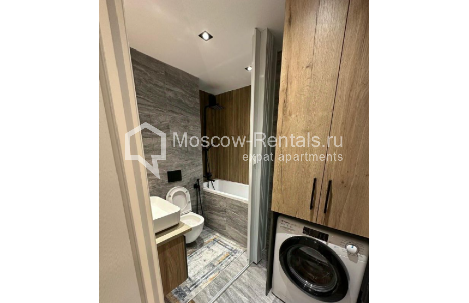 Photo #19 3-room (2 BR) apartment for <a href="http://moscow-rentals.ru/en/articles/long-term-rent" target="_blank">a long-term</a> rent
 in Russia, Moscow, Berezhkovskaya emb, 8