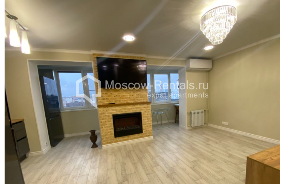 Photo #3 3-room (2 BR) apartment for <a href="http://moscow-rentals.ru/en/articles/long-term-rent" target="_blank">a long-term</a> rent
 in Russia, Moscow, Malaya Pirogovskaya str, 27К1