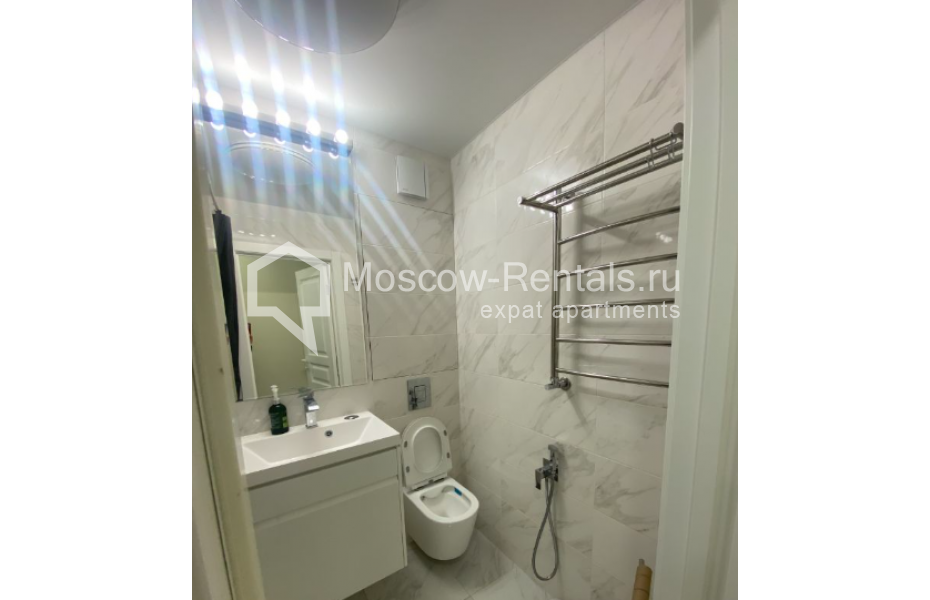 Photo #13 3-room (2 BR) apartment for <a href="http://moscow-rentals.ru/en/articles/long-term-rent" target="_blank">a long-term</a> rent
 in Russia, Moscow, Malaya Pirogovskaya str, 27К1