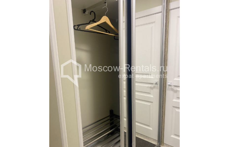 Photo #17 3-room (2 BR) apartment for <a href="http://moscow-rentals.ru/en/articles/long-term-rent" target="_blank">a long-term</a> rent
 in Russia, Moscow, Malaya Pirogovskaya str, 27К1