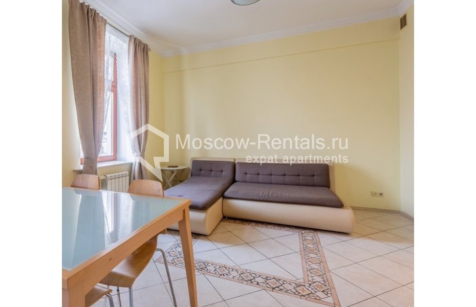 Photo #6 3-room (2 BR) apartment for <a href="http://moscow-rentals.ru/en/articles/long-term-rent" target="_blank">a long-term</a> rent
 in Russia, Moscow, B. Ordynka str, 34-38