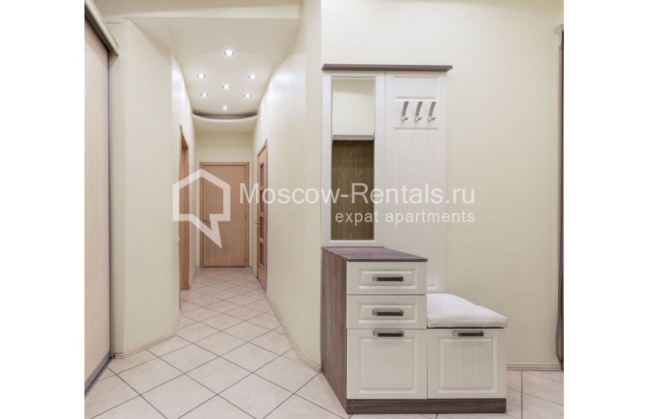 Photo #17 3-room (2 BR) apartment for <a href="http://moscow-rentals.ru/en/articles/long-term-rent" target="_blank">a long-term</a> rent
 in Russia, Moscow, B. Ordynka str, 34-38