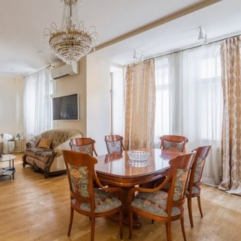 Photo #2 4-room (3 BR) apartment for <a href="http://moscow-rentals.ru/en/articles/long-term-rent" target="_blank">a long-term</a> rent
 in Russia, Moscow, M. Kozikhinskyi lane, 8/18