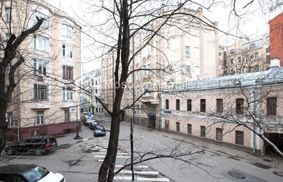 Photo #13 3-room (2 BR) apartment for <a href="http://moscow-rentals.ru/en/articles/long-term-rent" target="_blank">a long-term</a> rent
 in Russia, Moscow, Merzlyakovsky lane, 5/1