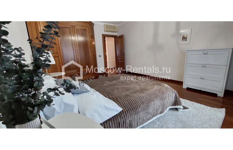 Photo #6 3-room (2 BR) apartment for <a href="http://moscow-rentals.ru/en/articles/long-term-rent" target="_blank">a long-term</a> rent
 in Russia, Moscow, Lukov lane, 7