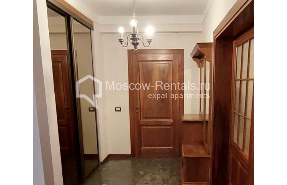 Photo #12 3-room (2 BR) apartment for <a href="http://moscow-rentals.ru/en/articles/long-term-rent" target="_blank">a long-term</a> rent
 in Russia, Moscow, Lukov lane, 7