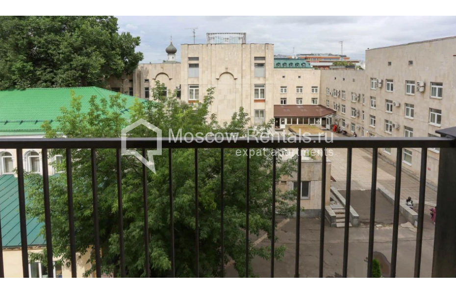 Photo #13 3-room (2 BR) apartment for <a href="http://moscow-rentals.ru/en/articles/long-term-rent" target="_blank">a long-term</a> rent
 in Russia, Moscow, 2nd Kazachyi lane, 4С1