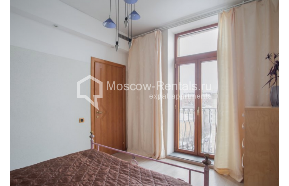 Photo #7 3-room (2 BR) apartment for <a href="http://moscow-rentals.ru/en/articles/long-term-rent" target="_blank">a long-term</a> rent
 in Russia, Moscow, B. Polyanka str, 3/9