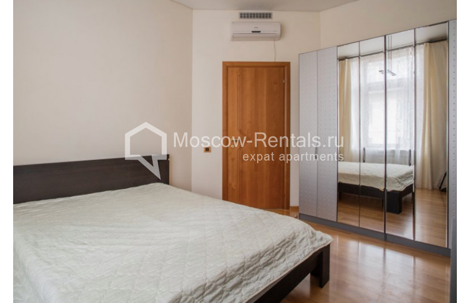 Photo #9 3-room (2 BR) apartment for <a href="http://moscow-rentals.ru/en/articles/long-term-rent" target="_blank">a long-term</a> rent
 in Russia, Moscow, B. Polyanka str, 3/9