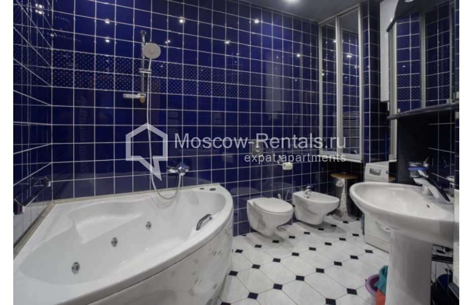 Photo #10 3-room (2 BR) apartment for <a href="http://moscow-rentals.ru/en/articles/long-term-rent" target="_blank">a long-term</a> rent
 in Russia, Moscow, B. Polyanka str, 3/9