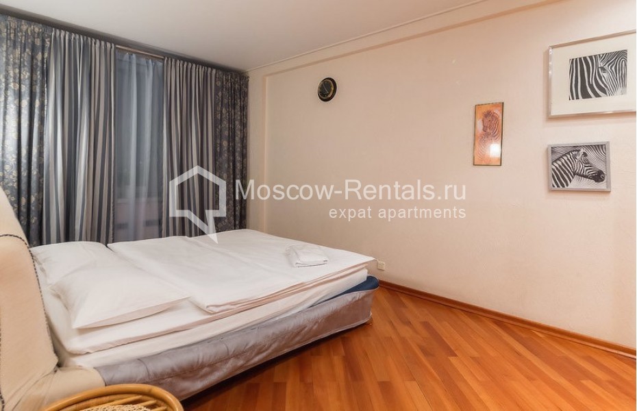 Photo #11 3-room (2 BR) apartment for <a href="http://moscow-rentals.ru/en/articles/long-term-rent" target="_blank">a long-term</a> rent
 in Russia, Moscow, New Arbat str, 10