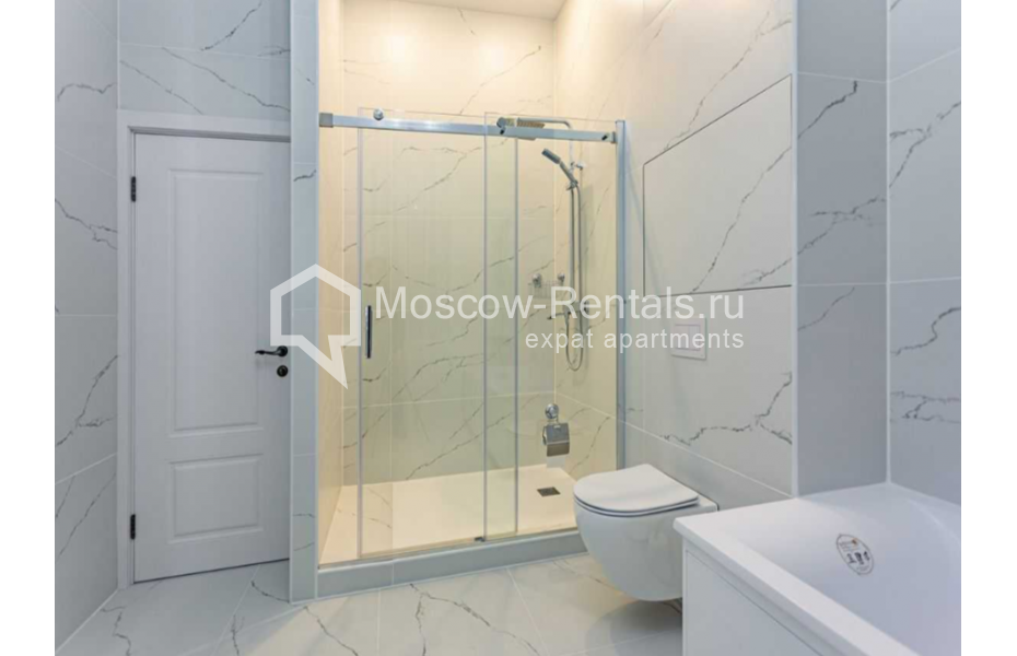 Photo #17 3-room (2 BR) apartment for <a href="http://moscow-rentals.ru/en/articles/long-term-rent" target="_blank">a long-term</a> rent
 in Russia, Moscow, Merzlyakovskyi lane, 7/2