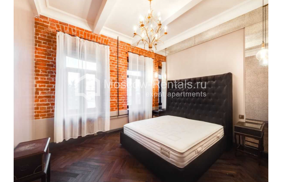 Photo #7 3-room (2 BR) apartment for <a href="http://moscow-rentals.ru/en/articles/long-term-rent" target="_blank">a long-term</a> rent
 in Russia, Moscow, Novoslobodskaya str, 5с2