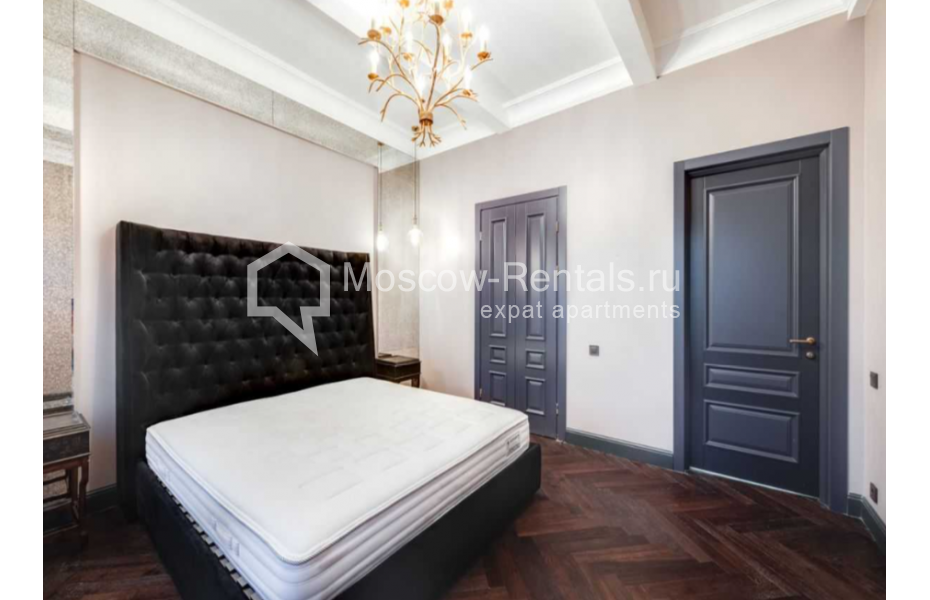 Photo #8 3-room (2 BR) apartment for <a href="http://moscow-rentals.ru/en/articles/long-term-rent" target="_blank">a long-term</a> rent
 in Russia, Moscow, Novoslobodskaya str, 5с2