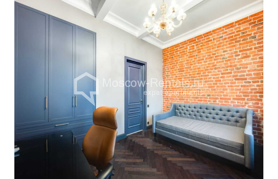 Photo #10 3-room (2 BR) apartment for <a href="http://moscow-rentals.ru/en/articles/long-term-rent" target="_blank">a long-term</a> rent
 in Russia, Moscow, Novoslobodskaya str, 5с2