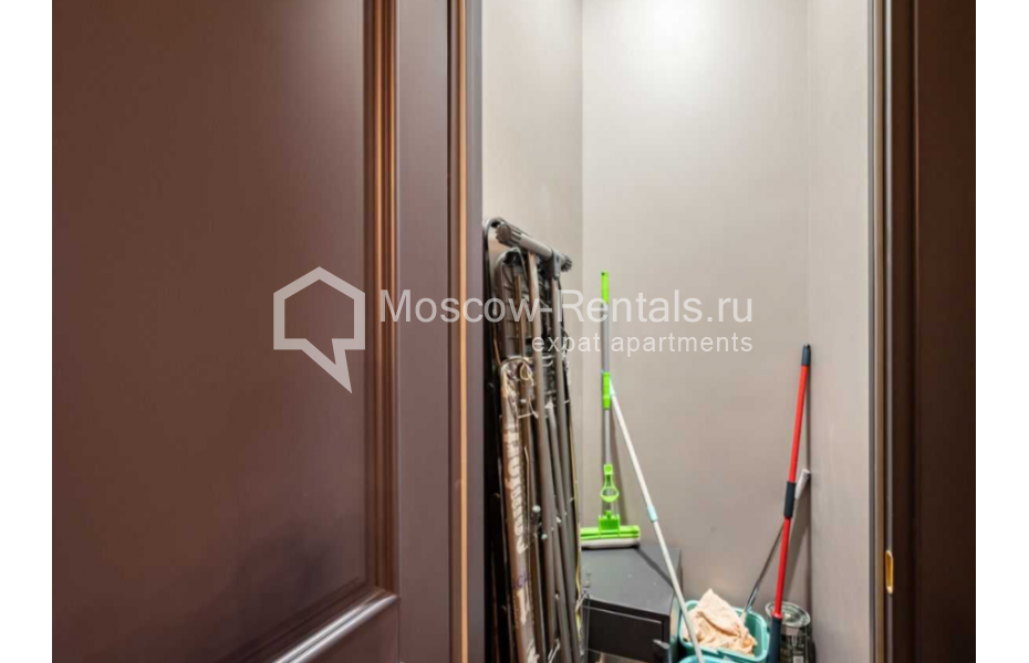 Photo #12 3-room (2 BR) apartment for <a href="http://moscow-rentals.ru/en/articles/long-term-rent" target="_blank">a long-term</a> rent
 in Russia, Moscow, Novoslobodskaya str, 5с2