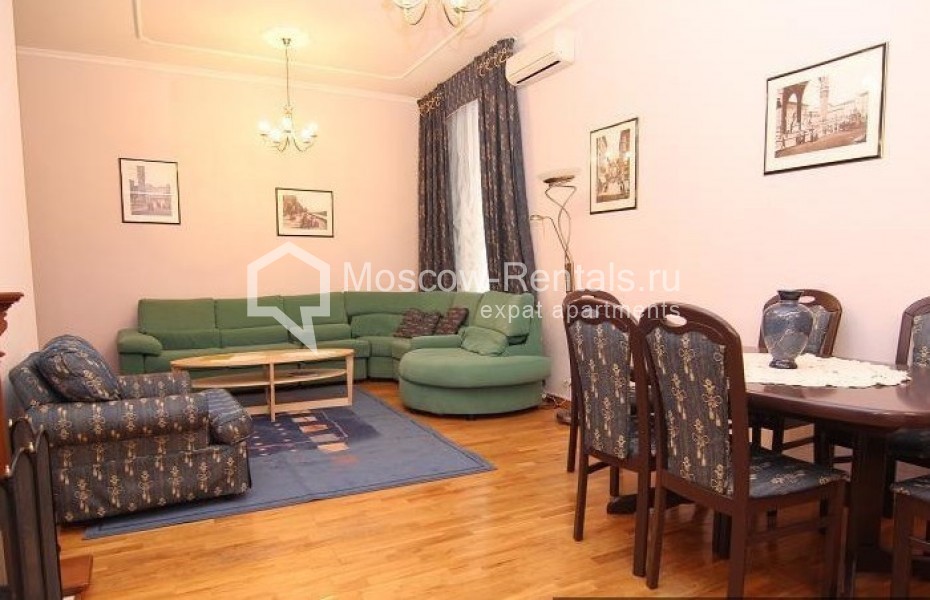 Photo #2 3-room (2 BR) apartment for <a href="http://moscow-rentals.ru/en/articles/long-term-rent" target="_blank">a long-term</a> rent
 in Russia, Moscow, Arbat str, 20