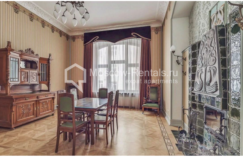 Photo #2 3-room (2 BR) apartment for <a href="http://moscow-rentals.ru/en/articles/long-term-rent" target="_blank">a long-term</a> rent
 in Russia, Moscow, Prechistenka str, 28