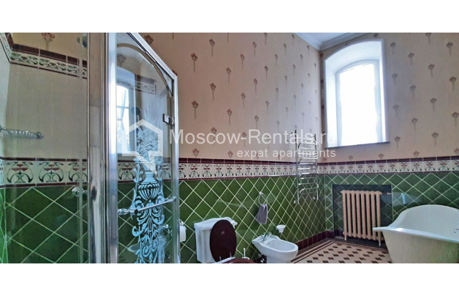 Photo #9 3-room (2 BR) apartment for <a href="http://moscow-rentals.ru/en/articles/long-term-rent" target="_blank">a long-term</a> rent
 in Russia, Moscow, Prechistenka str, 28