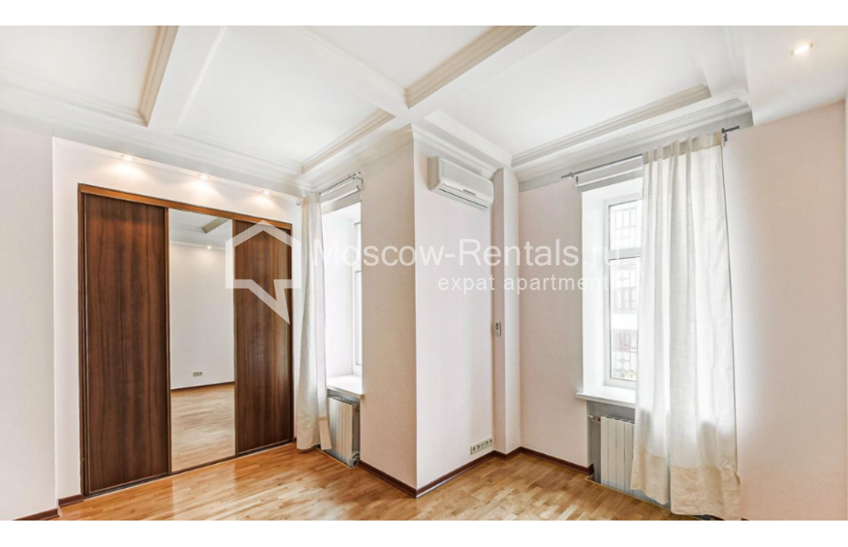 Photo #5 4-room (3 BR) apartment for <a href="http://moscow-rentals.ru/en/articles/long-term-rent" target="_blank">a long-term</a> rent
 in Russia, Moscow, Philippovskyi lane, 18