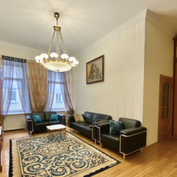 Photo #1 4-room (3 BR) apartment for <a href="http://moscow-rentals.ru/en/articles/long-term-rent" target="_blank">a long-term</a> rent
 in Russia, Moscow, Tverskaya str, 12с8