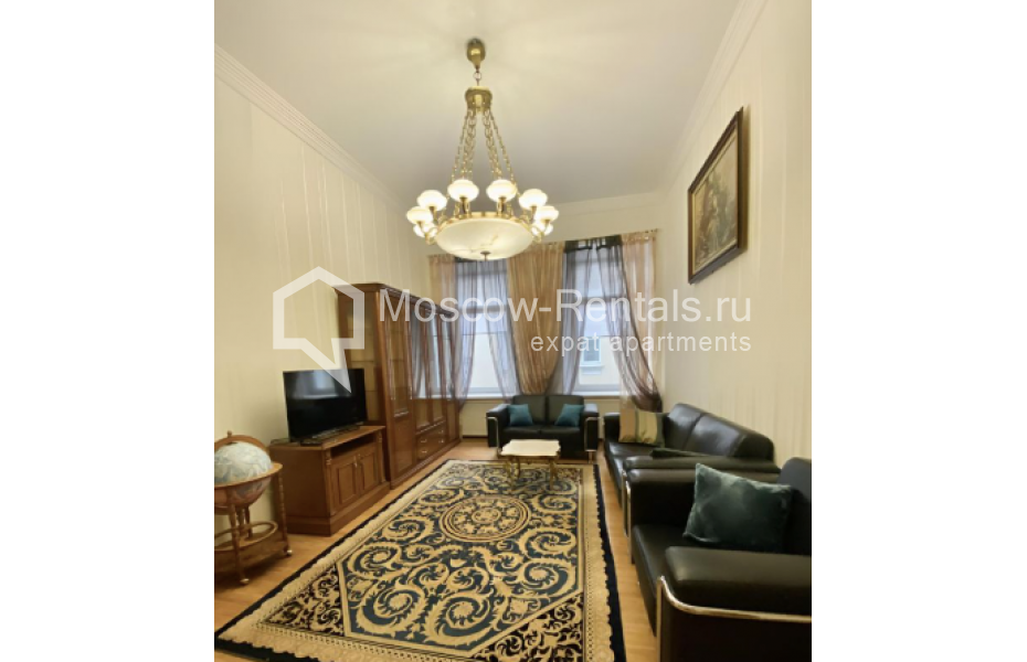 Photo #2 4-room (3 BR) apartment for <a href="http://moscow-rentals.ru/en/articles/long-term-rent" target="_blank">a long-term</a> rent
 in Russia, Moscow, Tverskaya str, 12с8