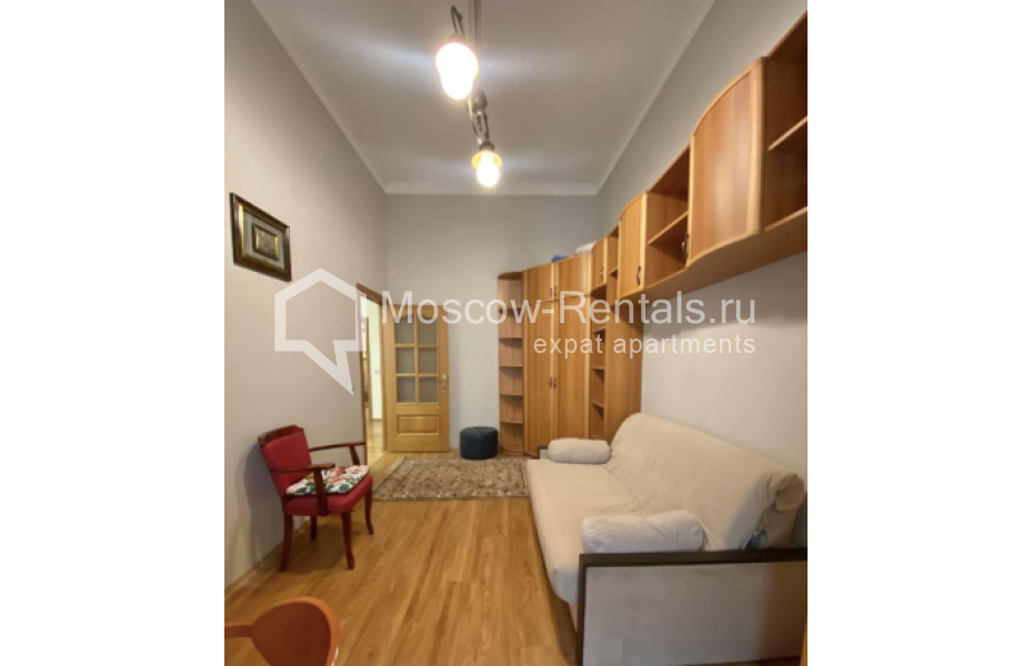 Photo #3 4-room (3 BR) apartment for <a href="http://moscow-rentals.ru/en/articles/long-term-rent" target="_blank">a long-term</a> rent
 in Russia, Moscow, Tverskaya str, 12с8
